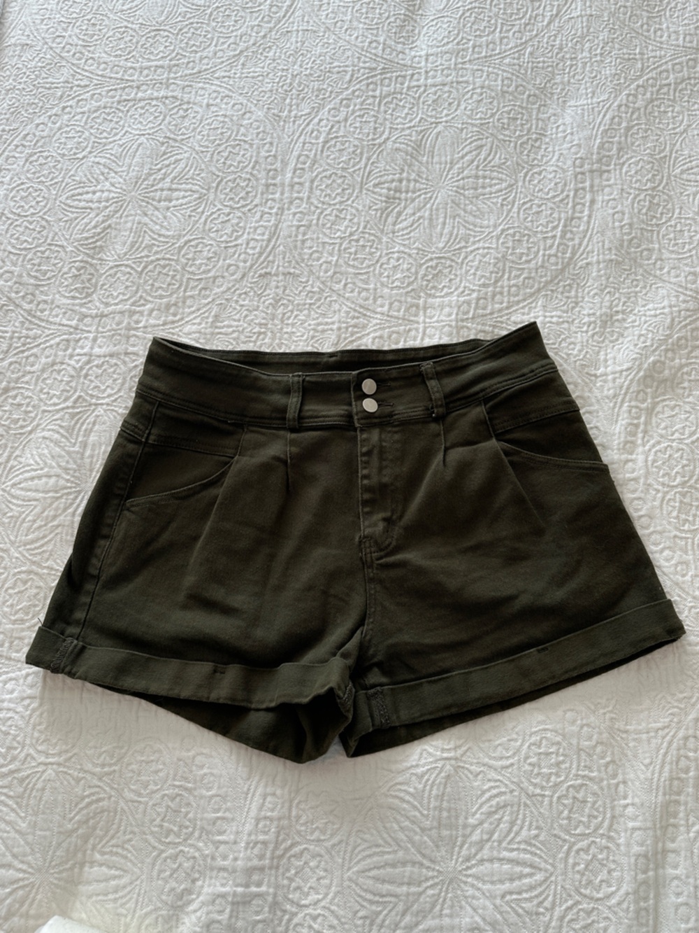 High-Waist Women’s Shorts Olive Green